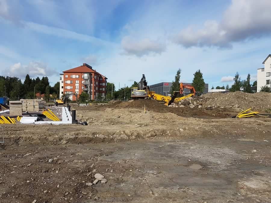 maan-muokkausta